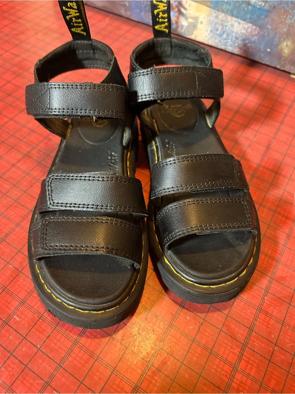 N/A dr martens